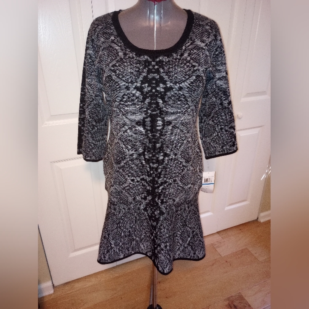 Nina Leonard Black/Grey Drop Waist Sweater Dress, NWT, XL